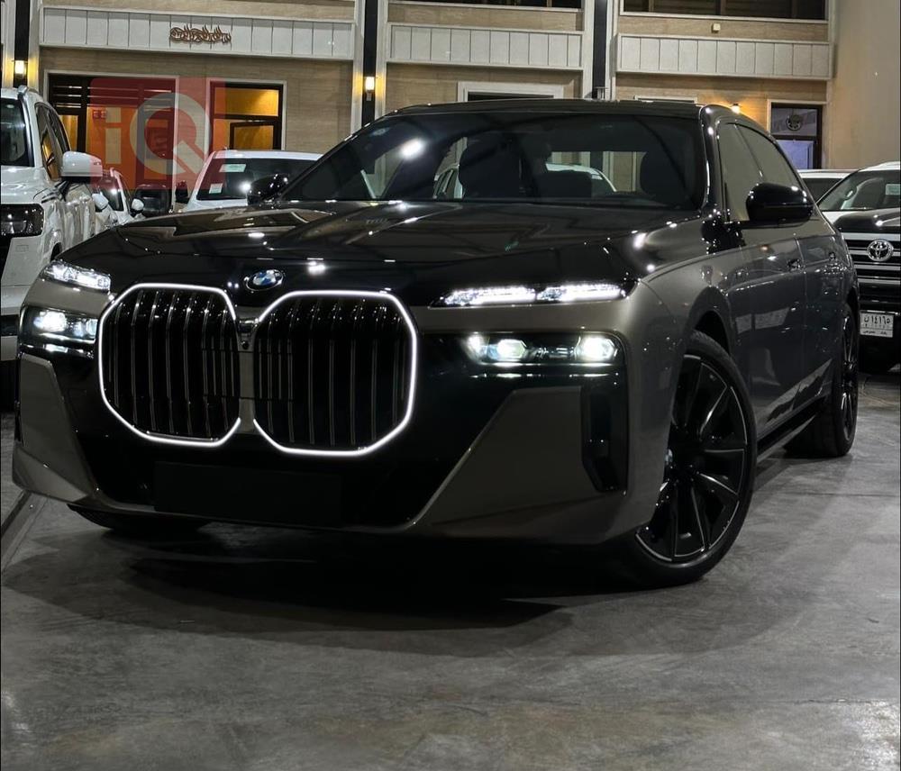 BMW 7-Series